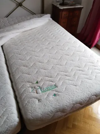 Cama 180x200  2 colchones gemelos unidos y cabecer