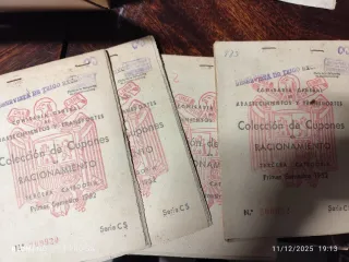 4 Cartillas de Racionamiento 1952