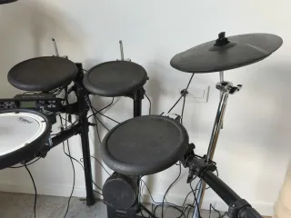 Batería electronica Roland TD-4