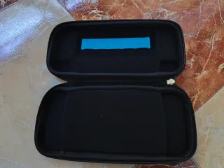 Funda Deluxe Nintendo Switch Zelda Guardian