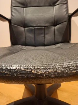 Silla de escritorio negra