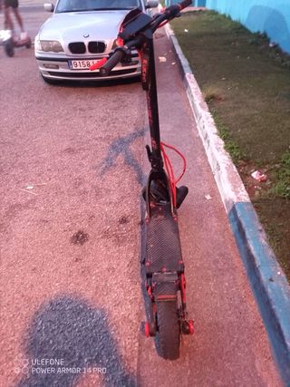 KUKIRIN G3 Patinete Eléctrico con Luces LED Rojas