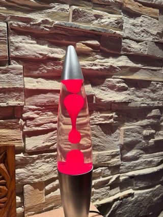 Lámpara de lava burbujas rojas