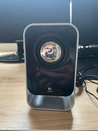 Altavoces Logitech 2.1 Negro/Plata