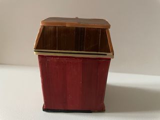 Piccola casetta portaoggetti