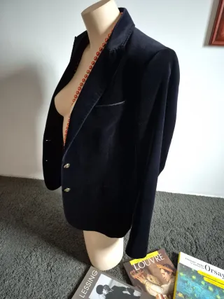 Americana Massimo Dutti Terciopelo azul marino.