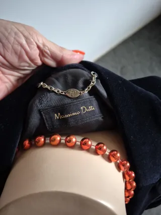 Americana Massimo Dutti Terciopelo azul marino.