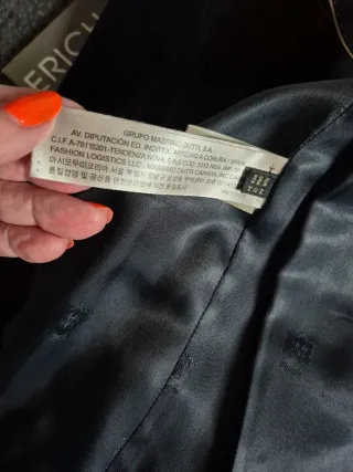 Americana Massimo Dutti Terciopelo azul marino.