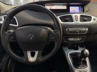 Renault Grand Scenic 1.9 dCi Authentique