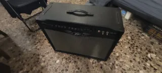 Amplificador Guitarra Válvulas Peavey ValveKing VK