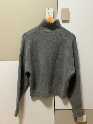 Jersey Zara cuello alto gris