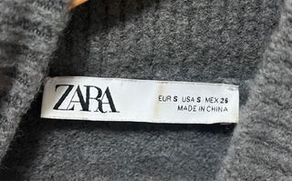 Jersey Zara cuello alto gris