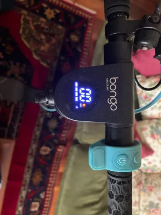 Patinete Eléctrico Cecotec + Casco + Cargador