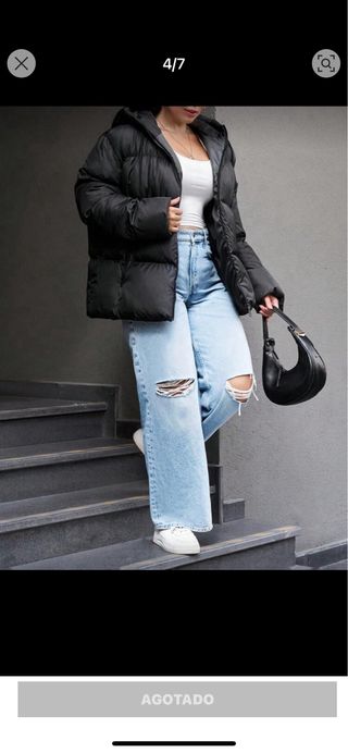 Abrigo negro acolchado capucha talla grande