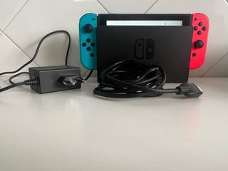 Pack Nintendo Switch + 4 Juegos