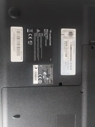 Ordenador Packard Bell Negro y Blanco