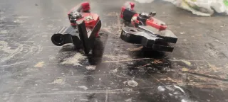 Manetas BMW F650GS reversibles rojas.