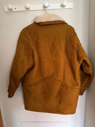 Abrigo con forro de borreguito