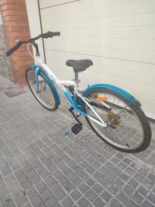 Bicicleta B'Twin  Blue 24 Pulgadas 6 Velocidad