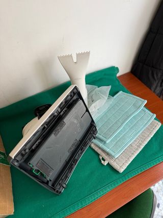 Lavapavimenti Folletto + 3 panni e dosatore