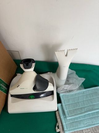 Lavapavimenti Folletto + 3 panni e dosatore