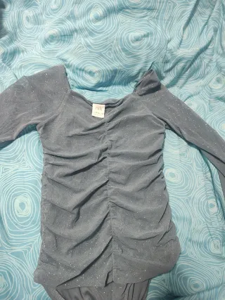 Body niña con brillos y fruncido