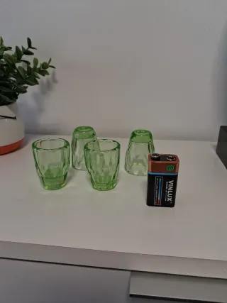 Vasos chupito cristal uranio verde