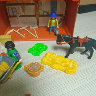 Granja / Casa de Campo Playmobil