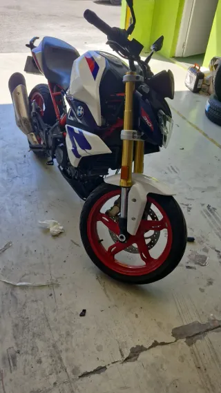 BMW G310R 2021
