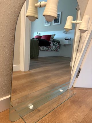 Espejo baño sin marco con estante y luz