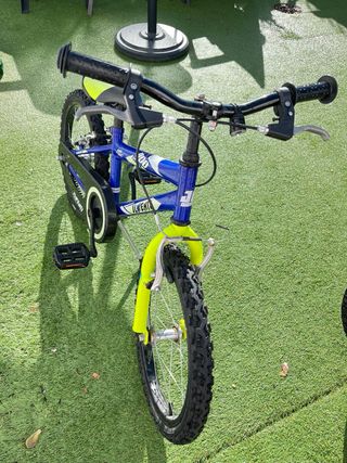 Bicicleta infantil 18” 4-7 años