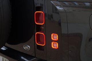 LAND-ROVER Defender 110 3.0D l6 MHEV S AWD Aut