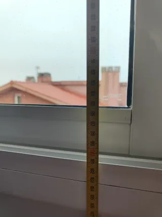 Mosquitera corredera blanca