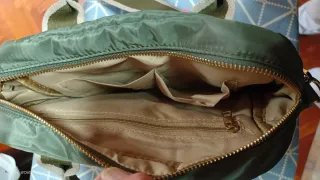 Bolso Bimba y Lola verde con detalles