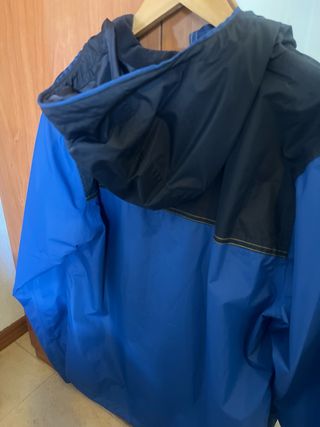 Chubasquero Quechua Talla M