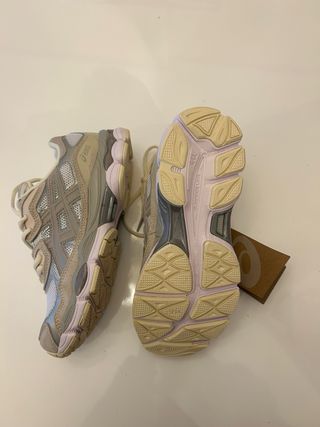 Asics Gel NYC Beige/Plata