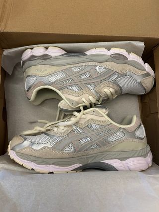 Asics Gel NYC Beige/Plata