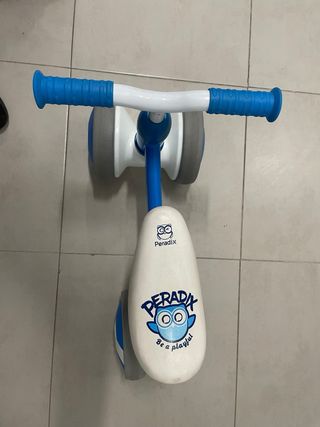 Triciclo infantil azul Peo Radix
