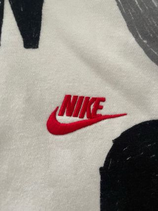 Sudadera Nike con estampado