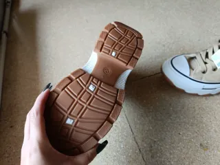 Zapatillas Merkal Beige 39, NUEVAS