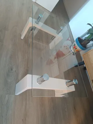 Mesa de centro cristal y blanco