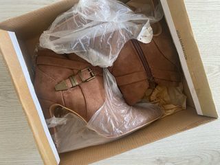 Botines marrones tacón hebilla