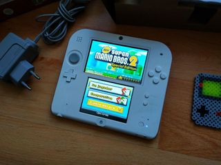 Nintendo 2DS edición New Super Mario Bros. 2