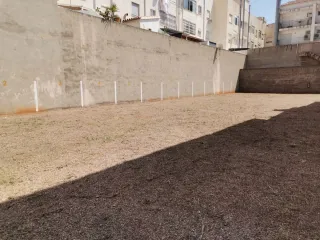 SE ALQUILAN PLAZAS DE GARAJE COCHE Y MOTO