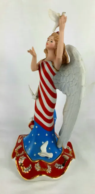 Ángel Patriótica porcelana God Bless América Lenox