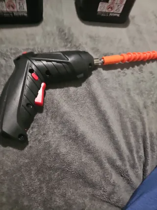 Taladros Makita 18V + Atornillador