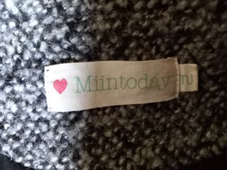 Abrigo gris.  Talla única