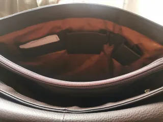 Cartera bandolera Guy Laroche cuero marrón