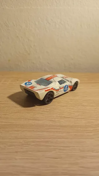 Hot Wheels Ford GT-40 Gumball 3000