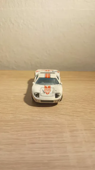 Hot Wheels Ford GT-40 Gumball 3000